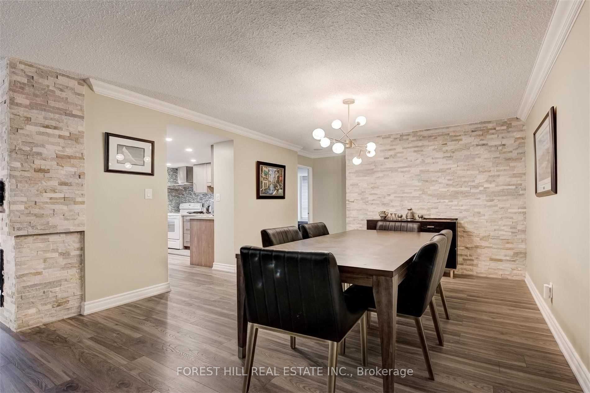275 Bamburgh Circ 1 Property Photo 12