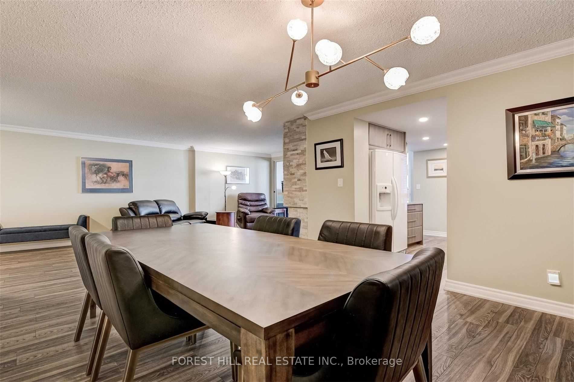 275 Bamburgh Circ 1 Property Photo 13