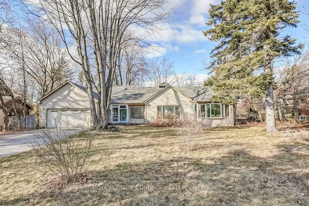 70 Dunstall Cres Property Photo 2