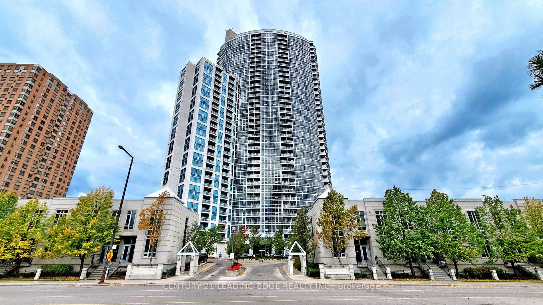 83 Borough Dr 1 Property Photo 1