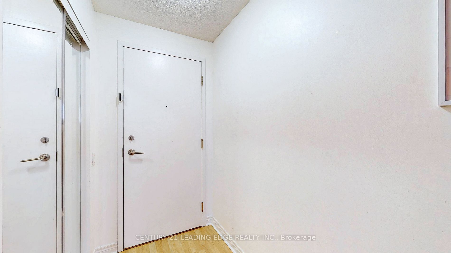 83 Borough Dr 1 Property Photo 10