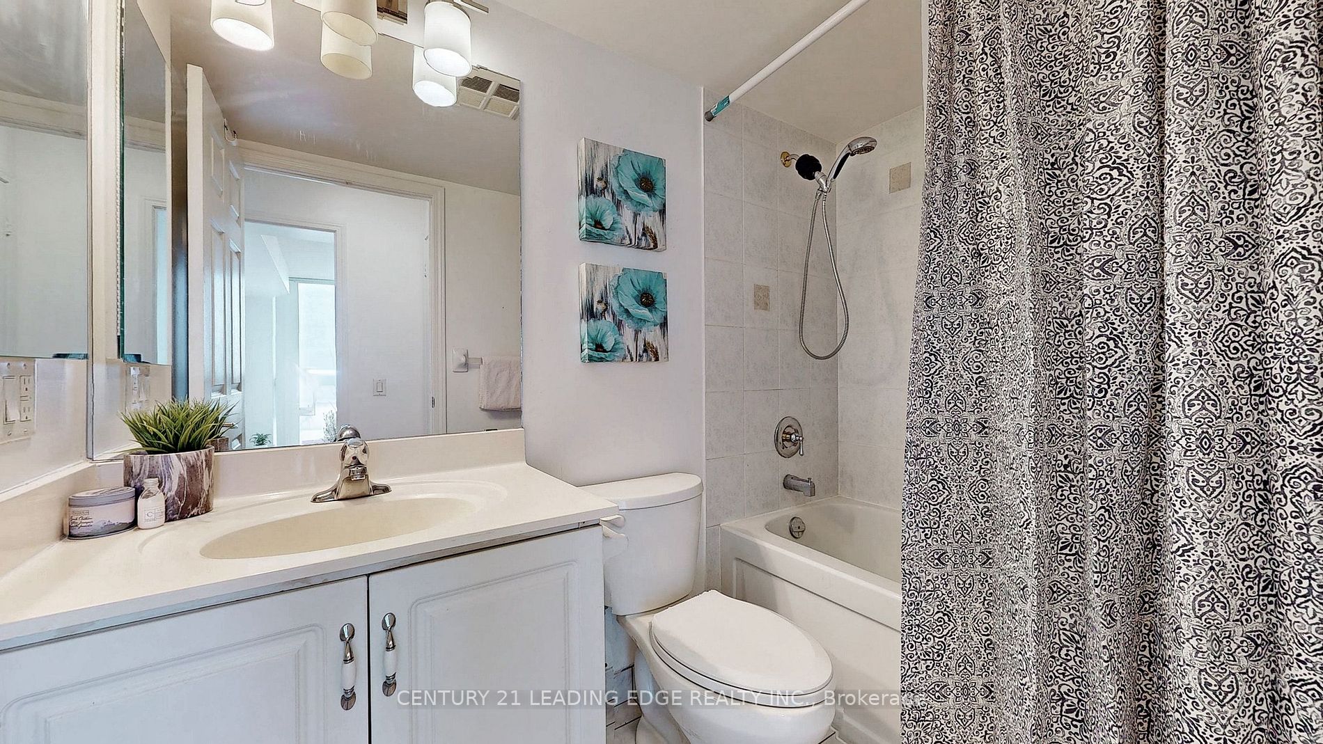 83 Borough Dr 1 Property Photo 26