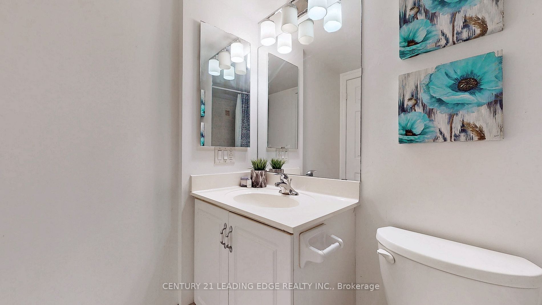 83 Borough Dr 1 Property Photo 27