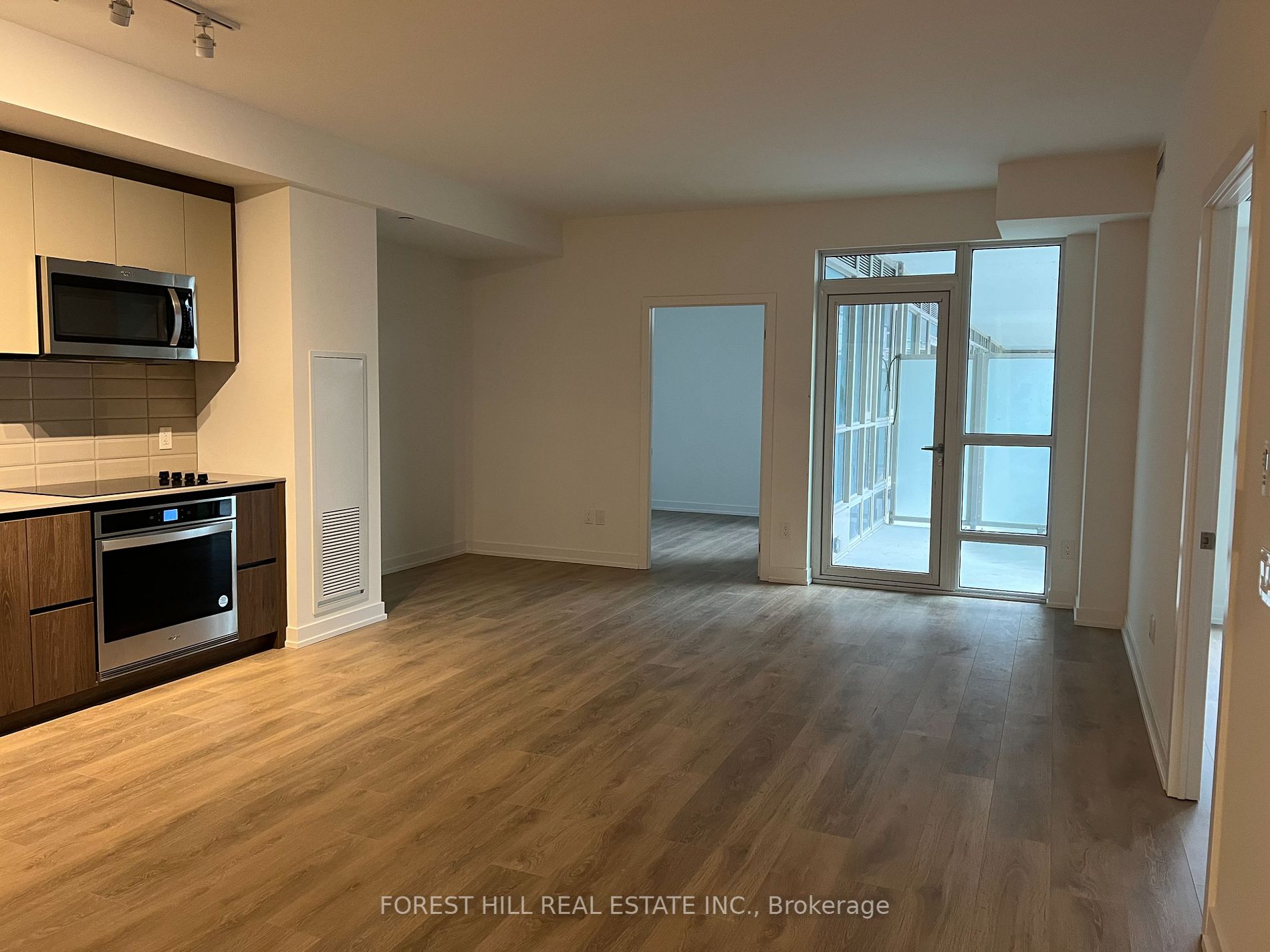 150 Logan Ave 26 Property Photo 5