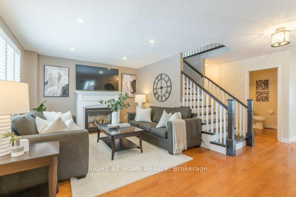 320 Ryerson Cres Property Photo 15