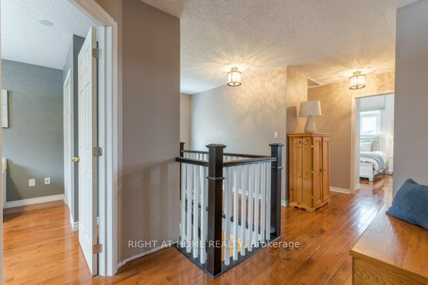 320 Ryerson Cres Property Photo 27