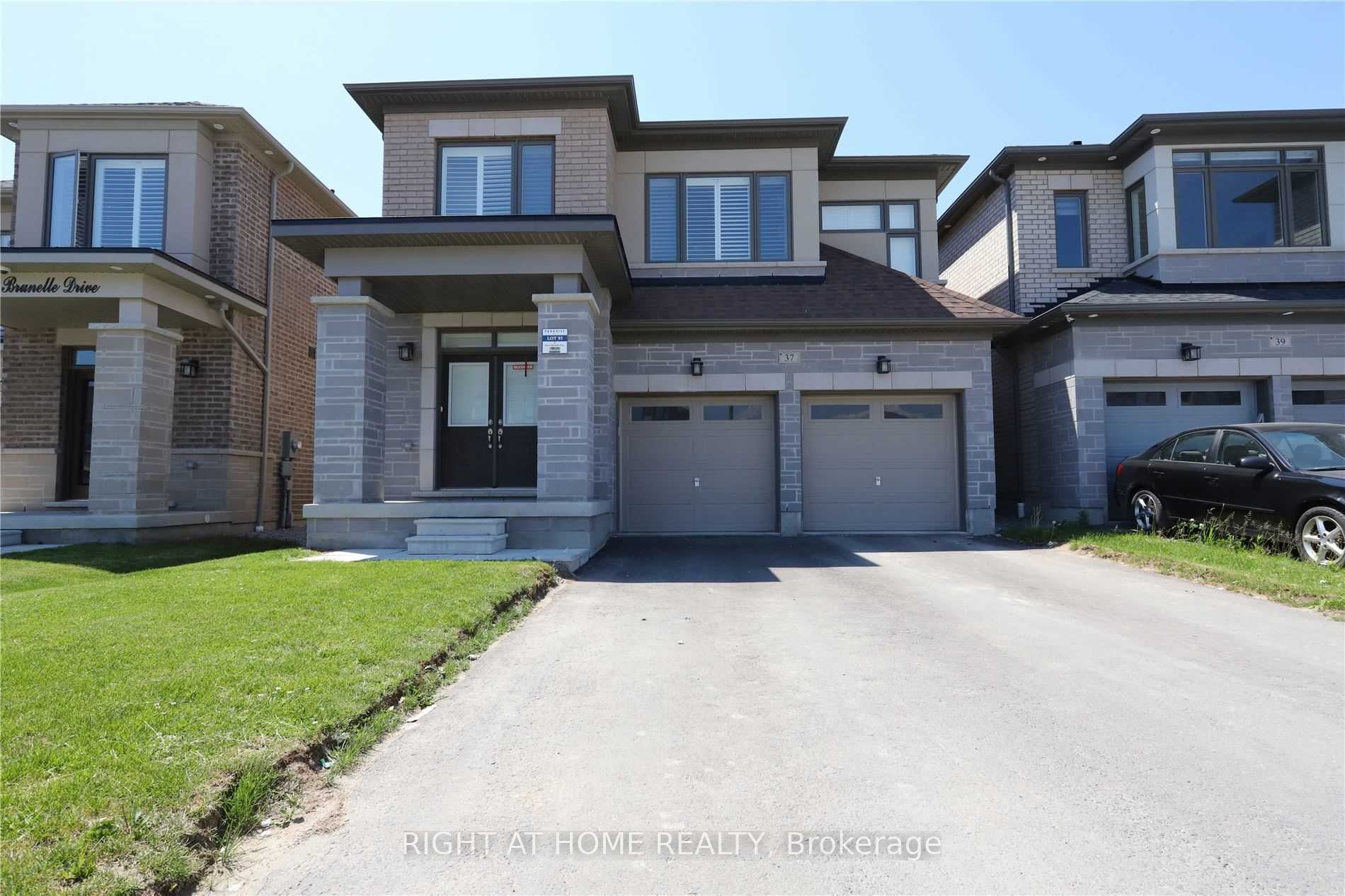 37 Marcel Brunelle Dr Property Photo 1