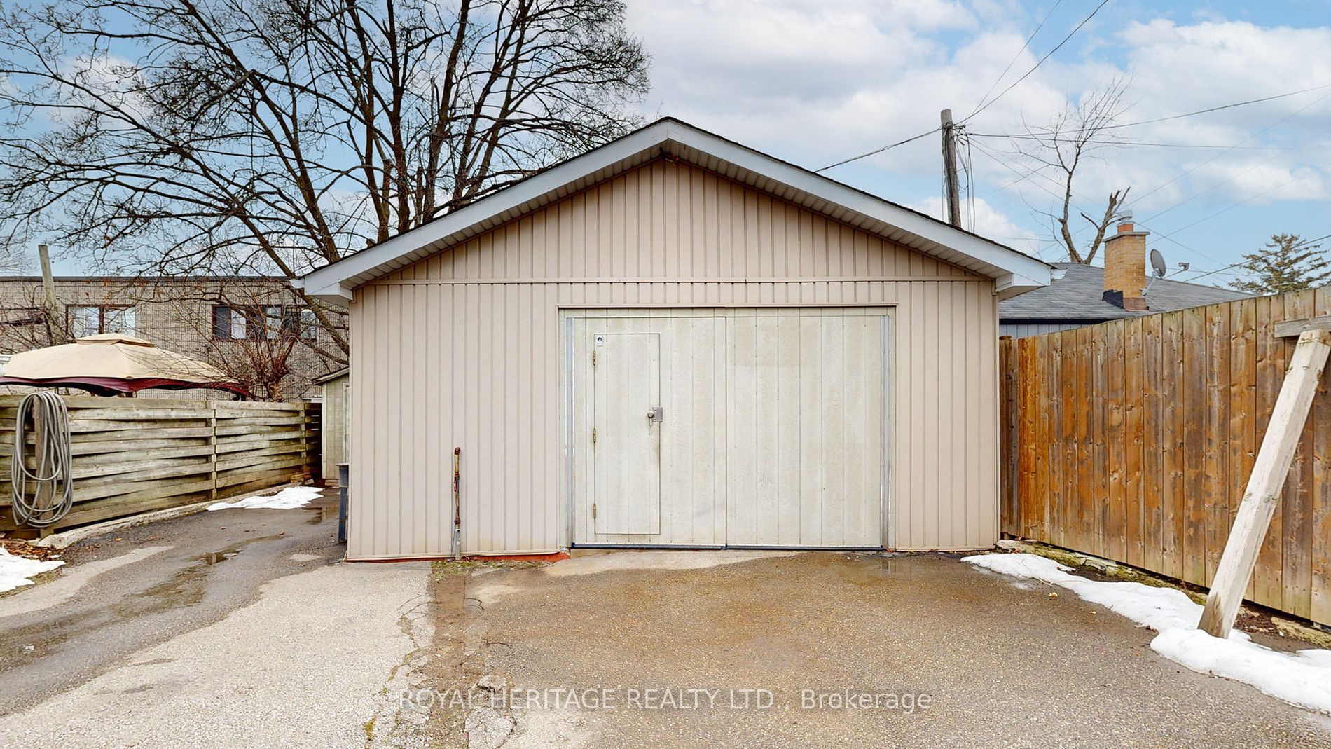 43 Gladstone Ave Property Photo 16