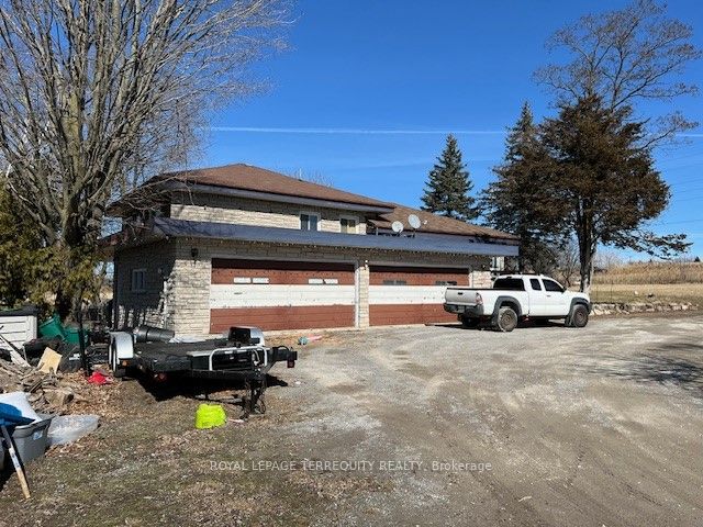 2676 Harmony Rd N Property Photo 3