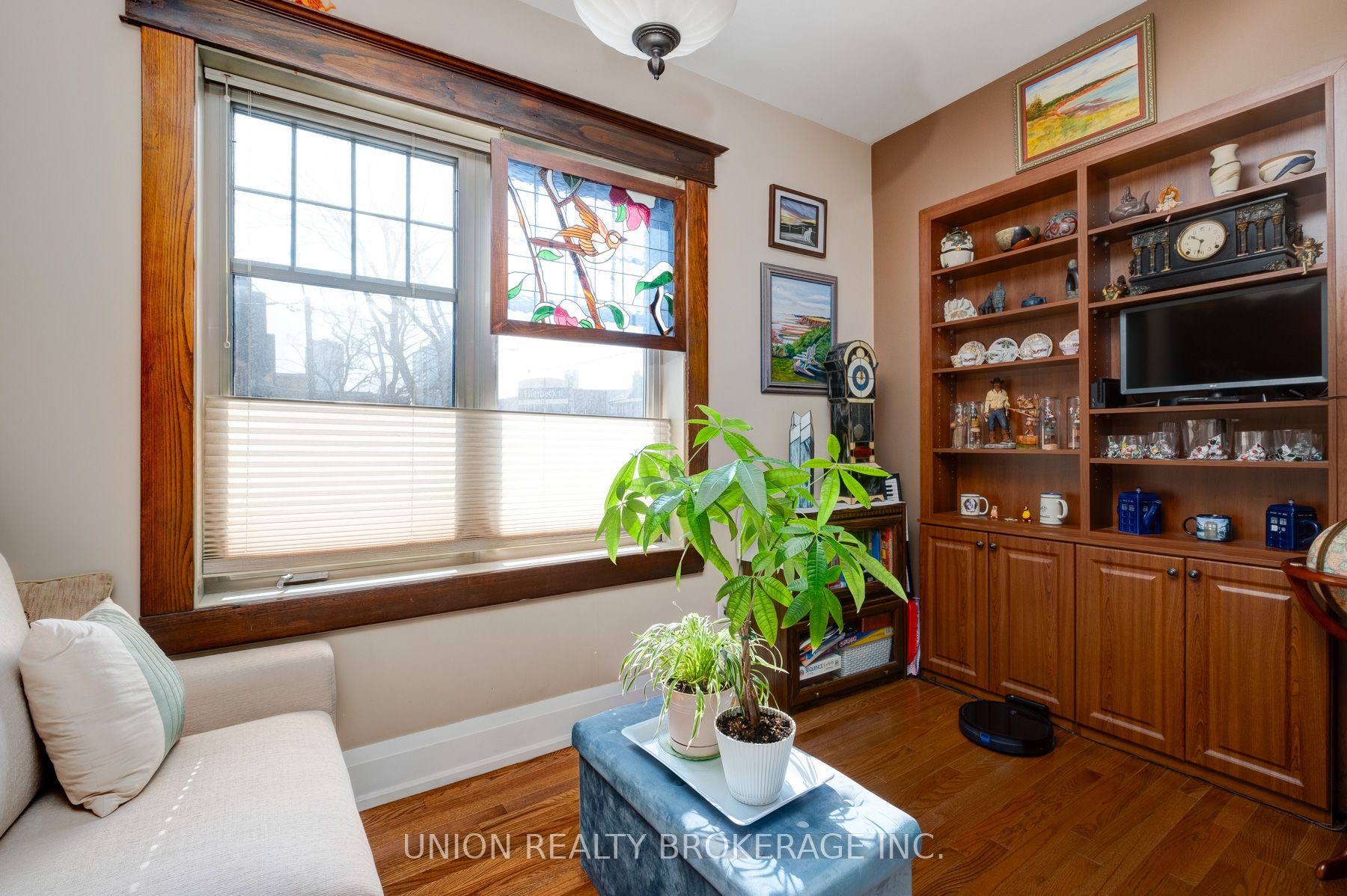 11 Ellerbeck St Property Photo 24