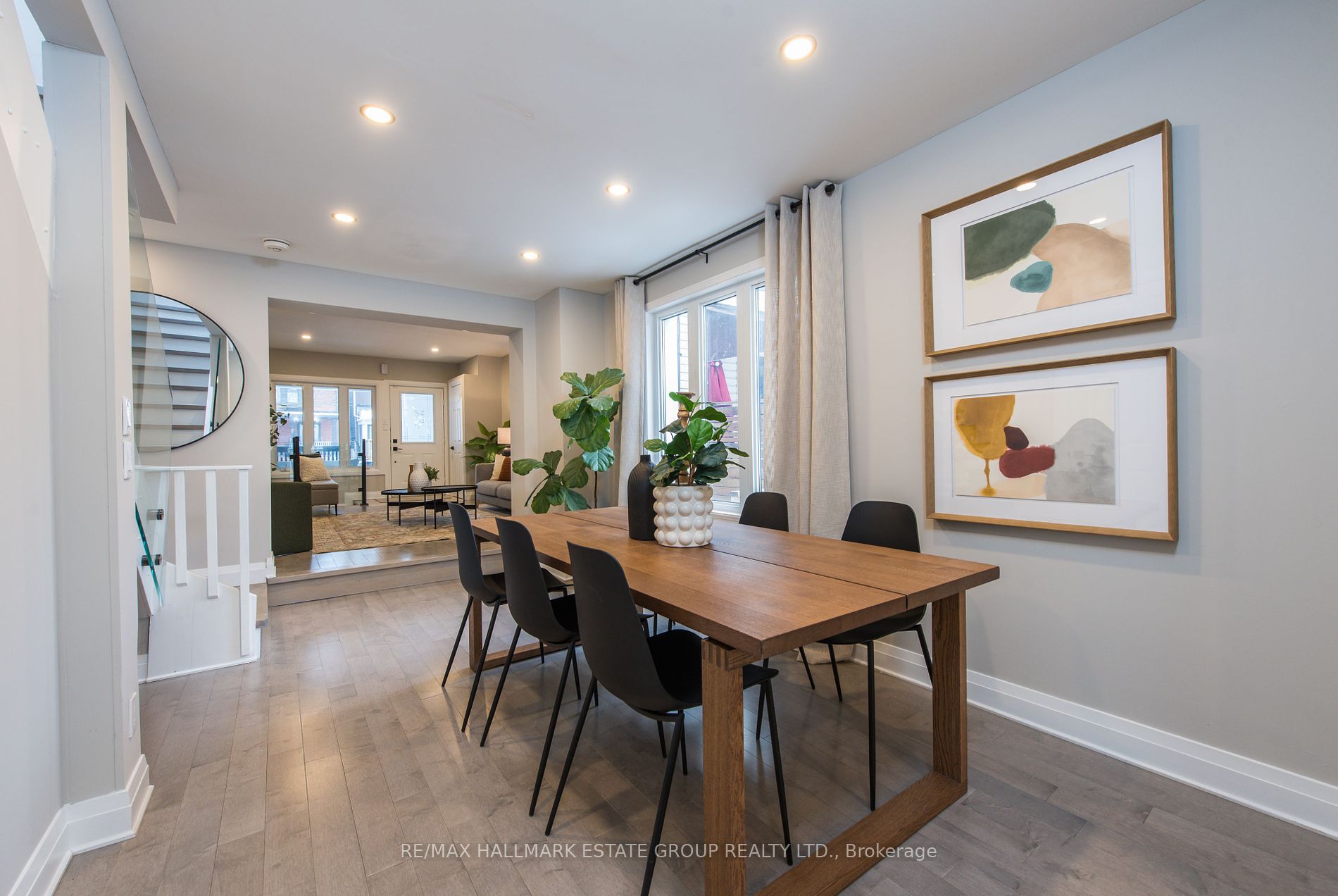 26 Woodfield Rd Property Photo 9
