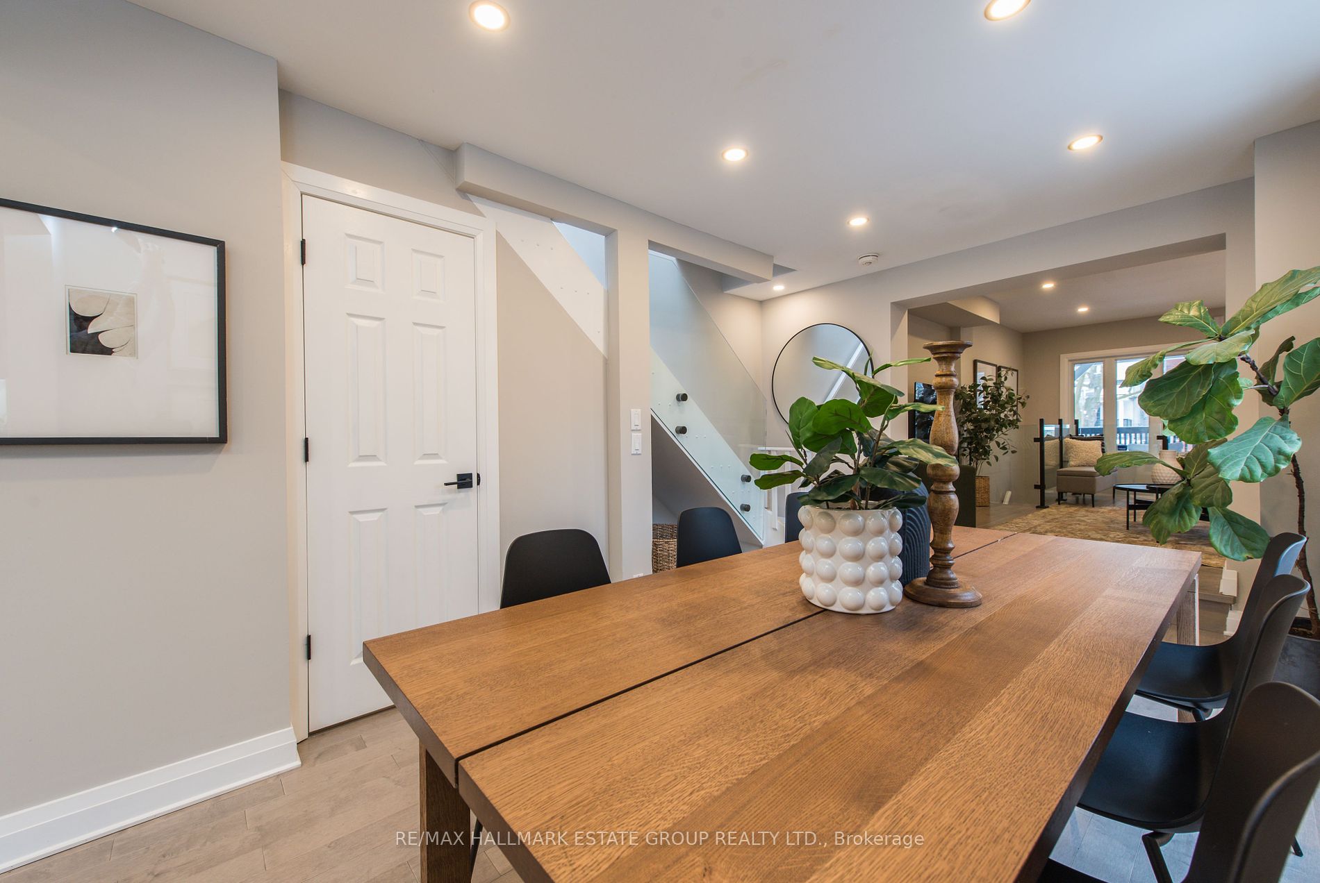 26 Woodfield Rd Property Photo 10