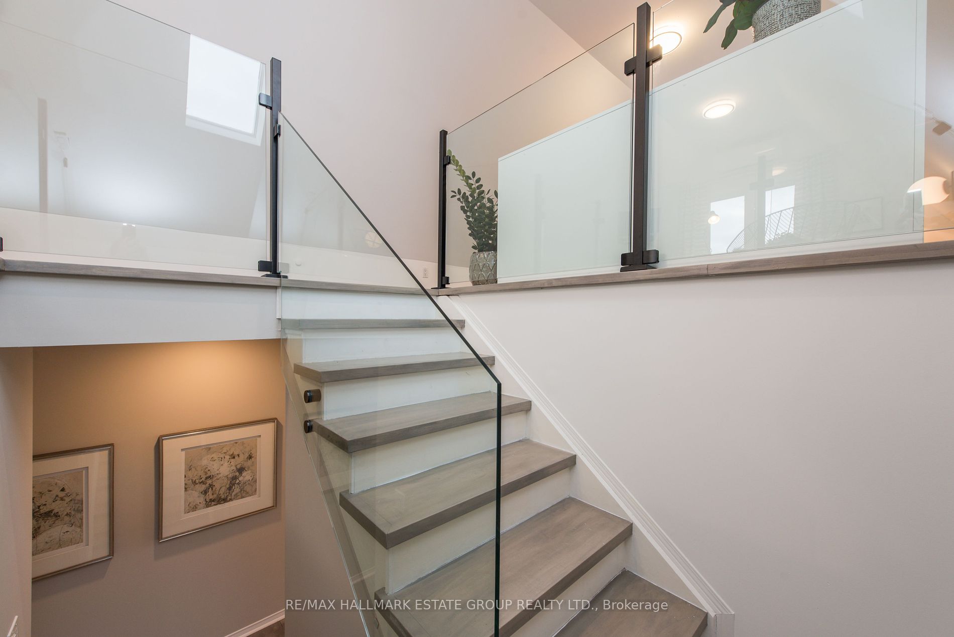 26 Woodfield Rd Property Photo 29