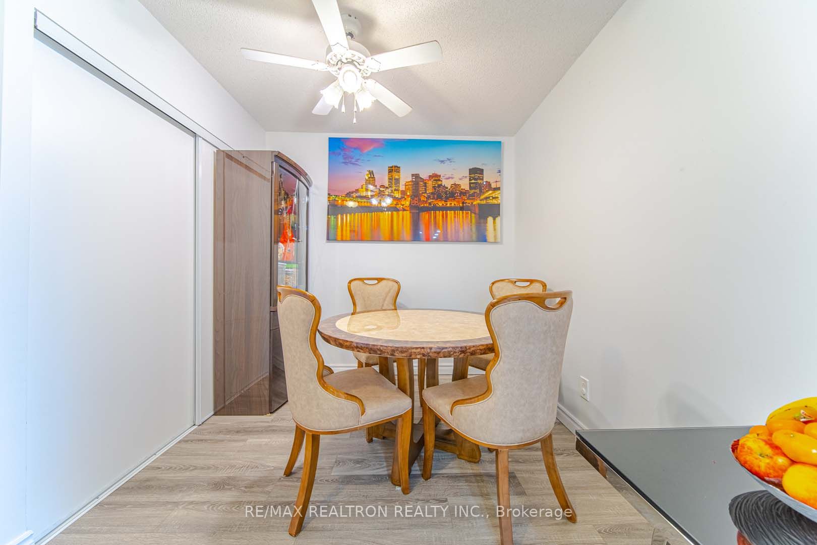 30 Thunder Grve 3 Property Photo 6