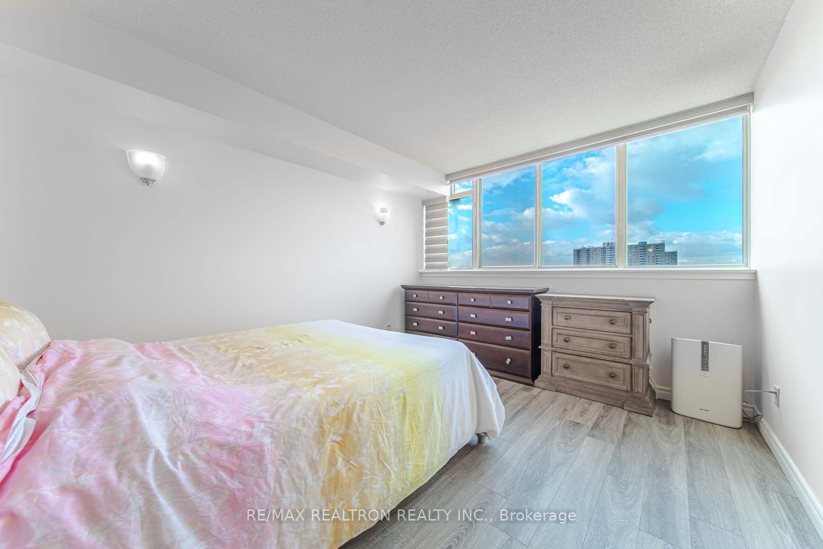 30 Thunder Grve 3 Property Photo 15
