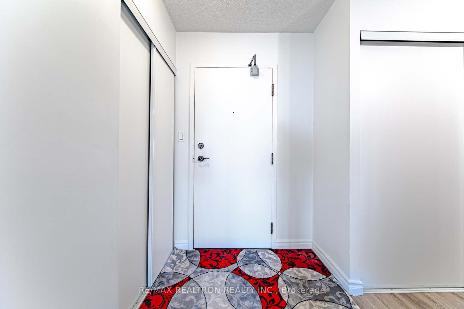 30 Thunder Grve 3 Property Photo 16