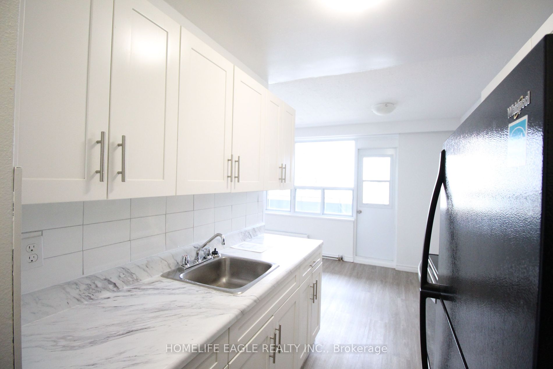165 Cosburn Ave 208 Property Photo 2
