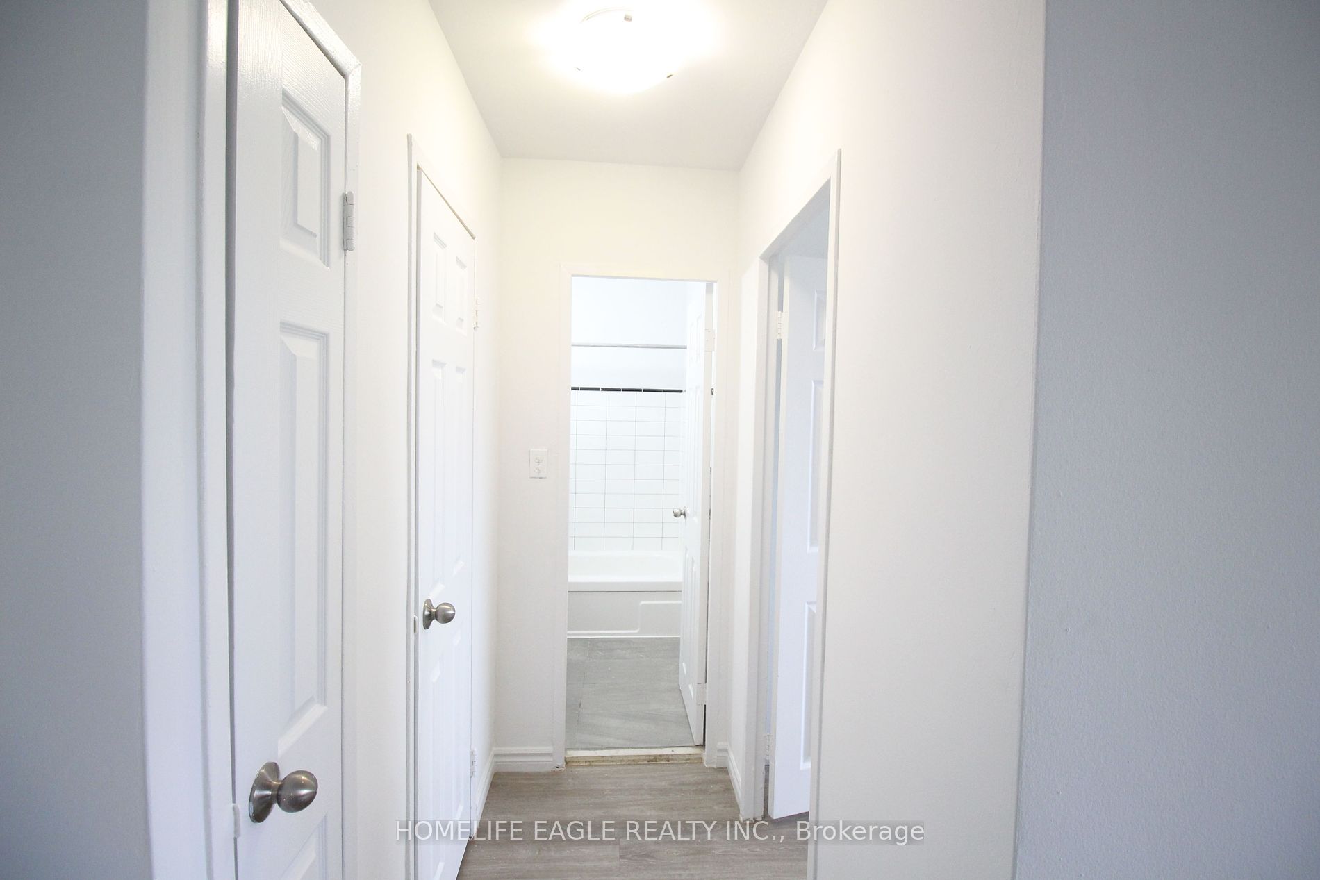 165 Cosburn Ave 208 Property Photo 8
