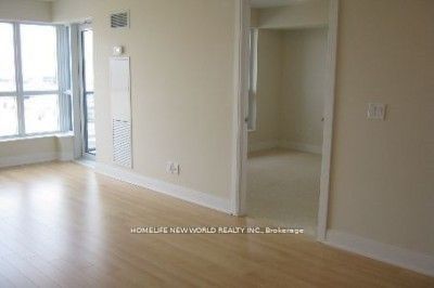 135 Village Green Sq 12 Property Photo 3