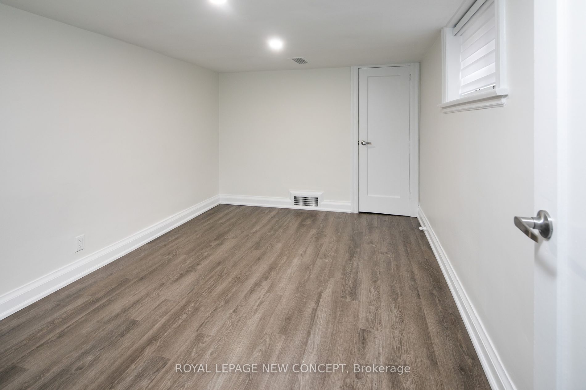 1112 Greenwood Ave Property Photo 25