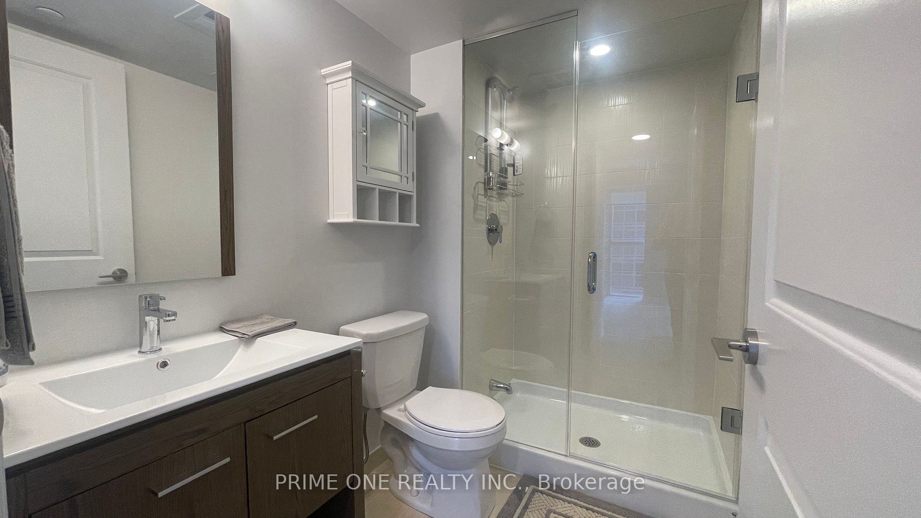 30 Meadowglen Pl 18 Property Photo 27