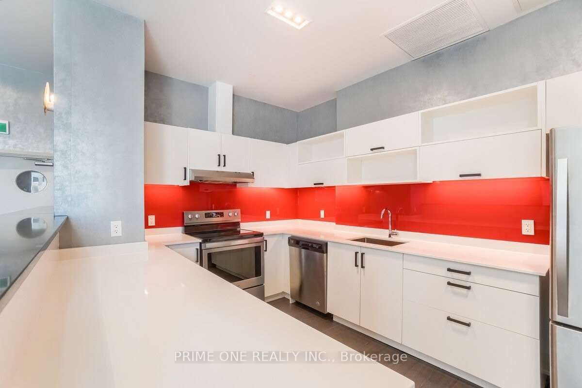 30 Meadowglen Pl 18 Property Photo 32