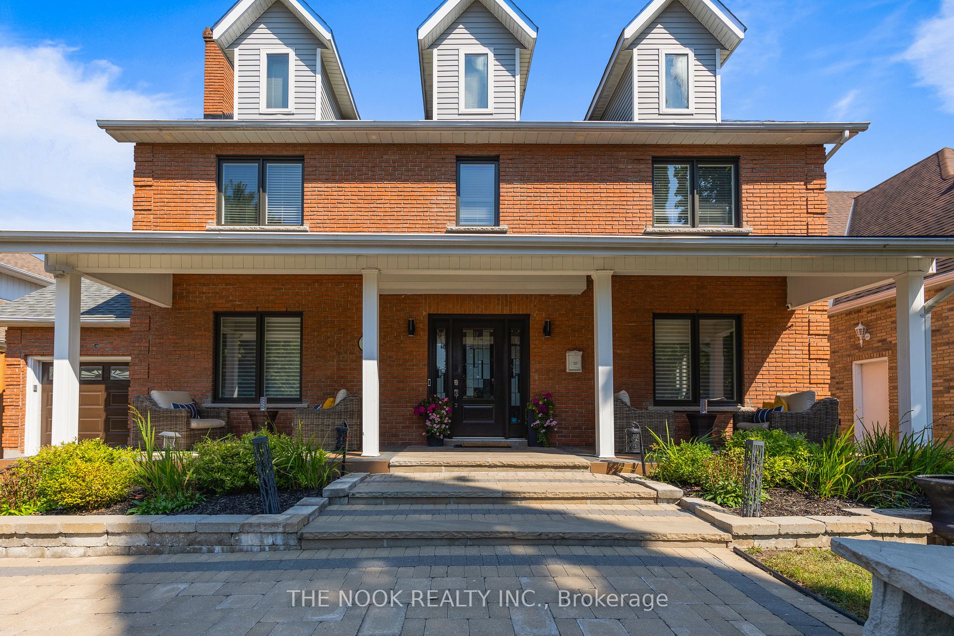 9 Hanover Crt Property Photo 3