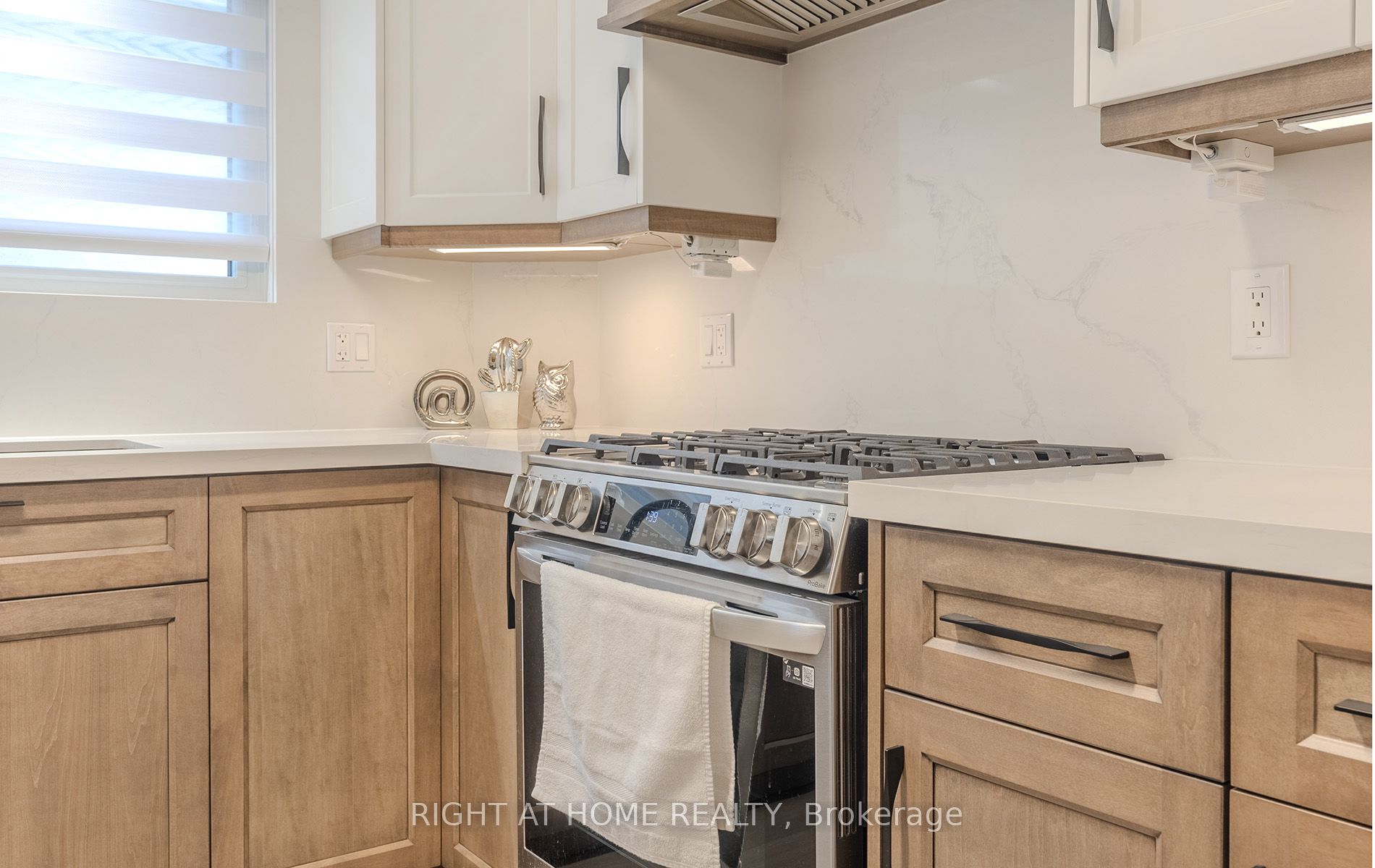 15 Hamstead Ave Property Photo 16
