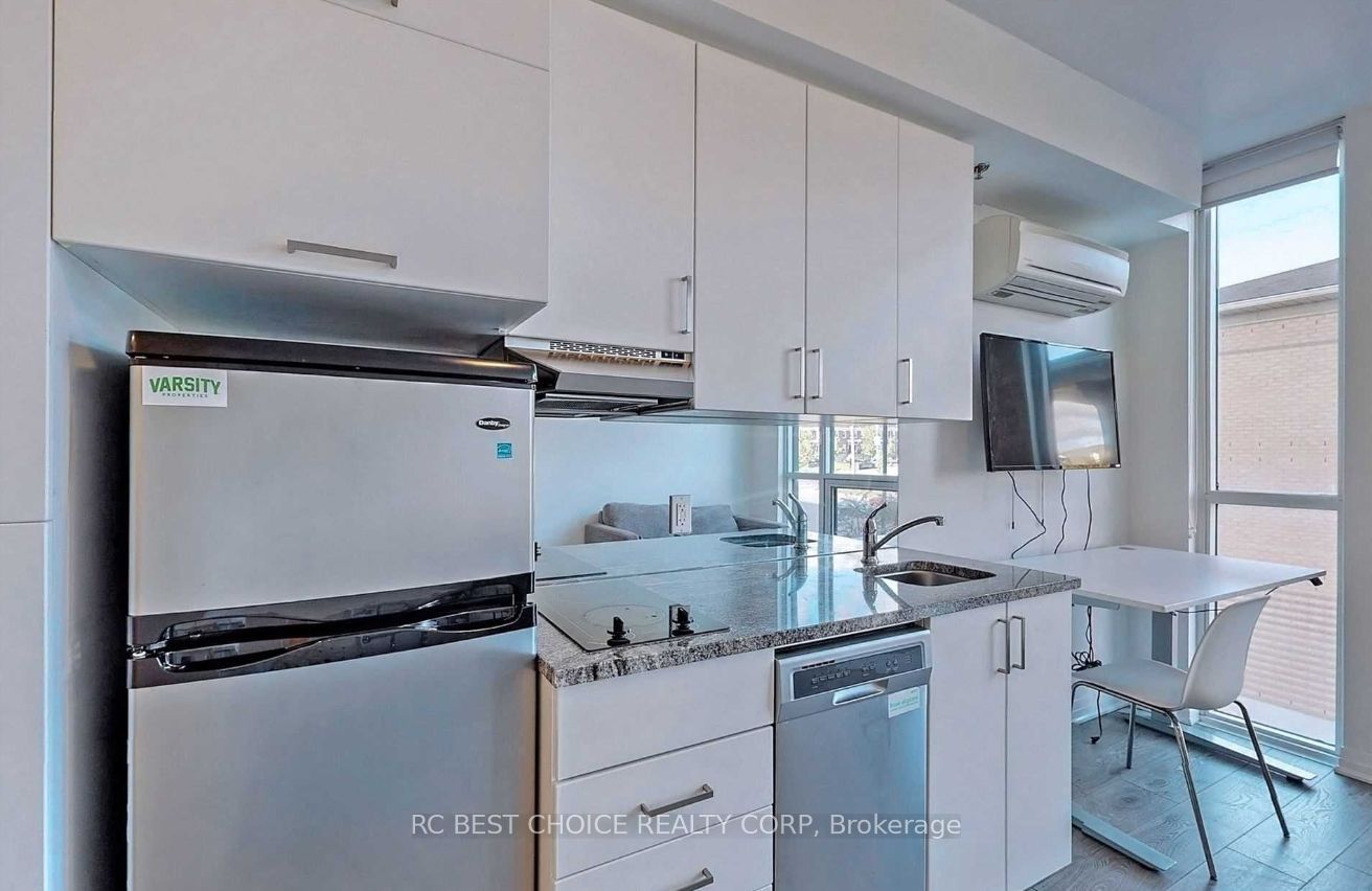 1900 Simcoe St N 218 Property Photo 11
