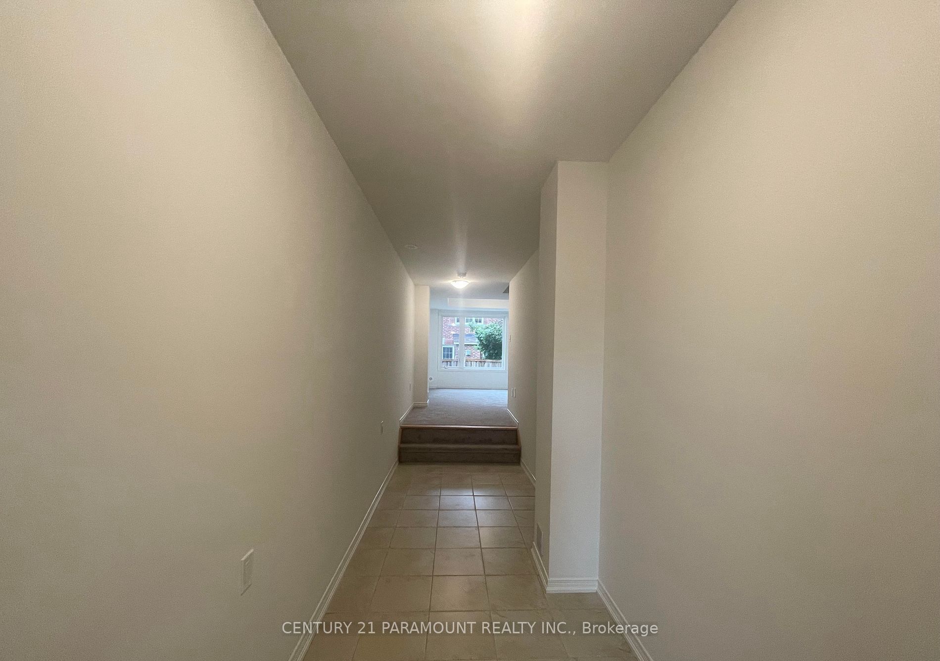 1464 Grand Prairie Path Property Photo 2