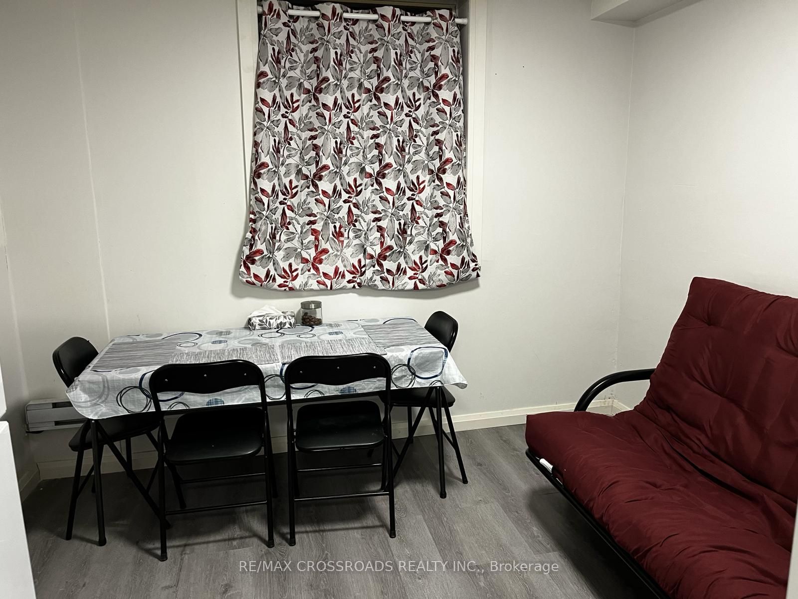 2704 Danforth Ave Property Photo 14