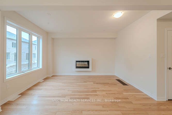 13 Waterfront Cres Property Photo 11