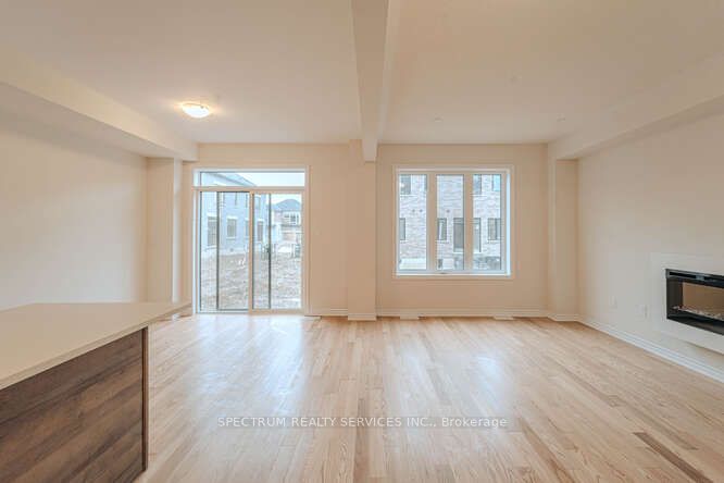 13 Waterfront Cres Property Photo 12