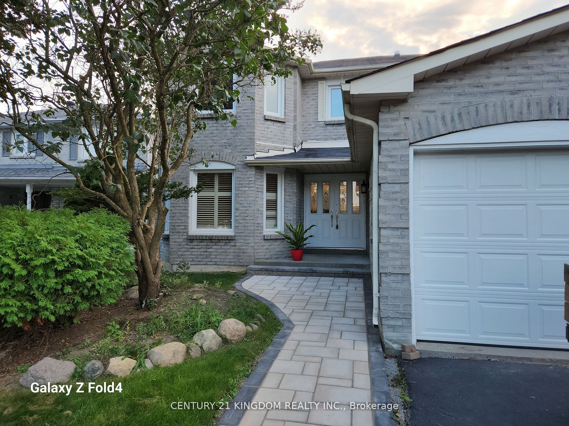 942 Snowbird St Property Photo