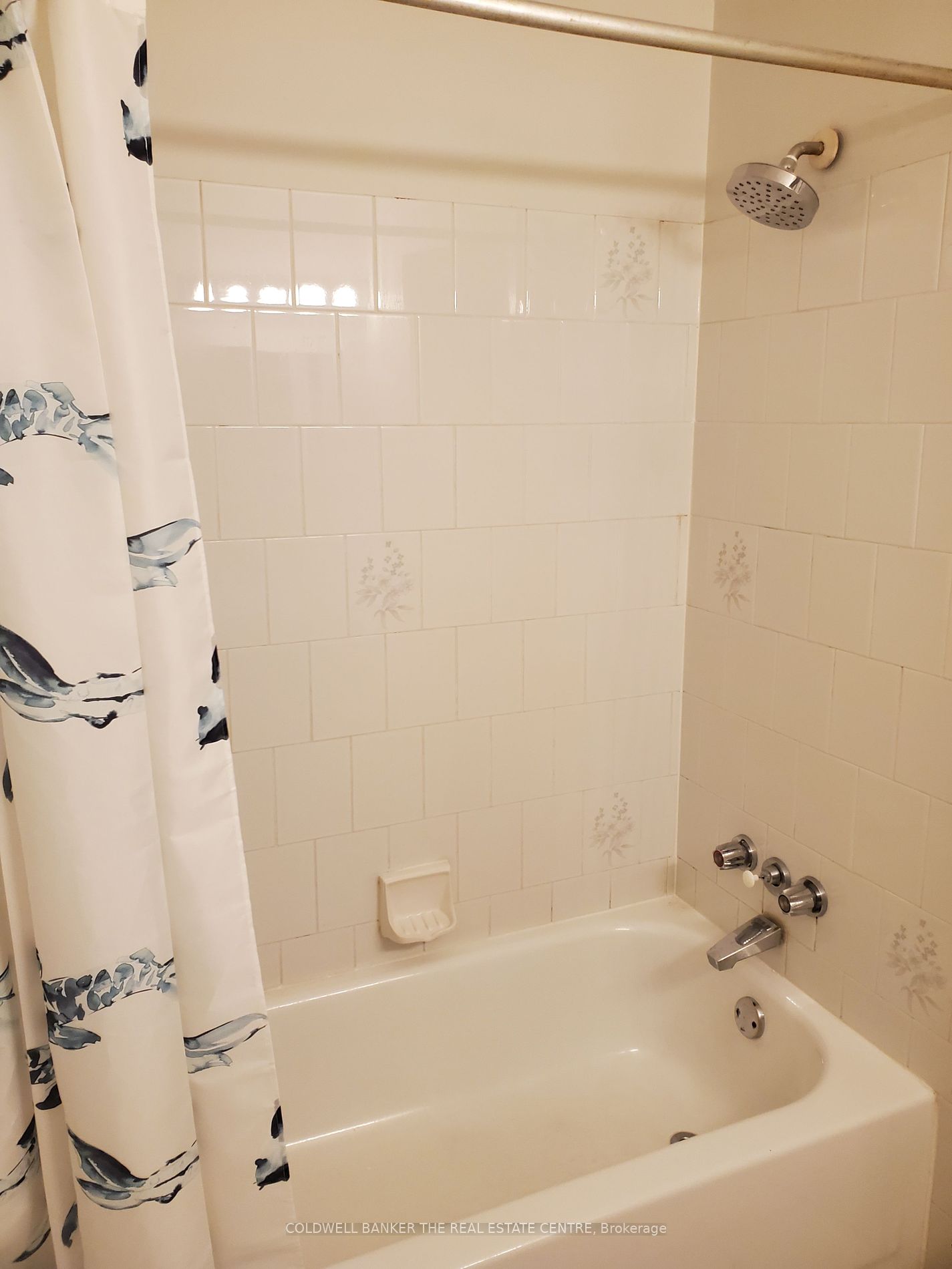 1191 Simcoe St S Property Photo 9