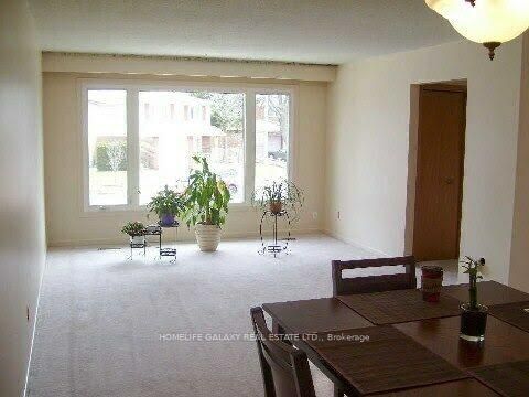 24 Pilot St Property Photo 2