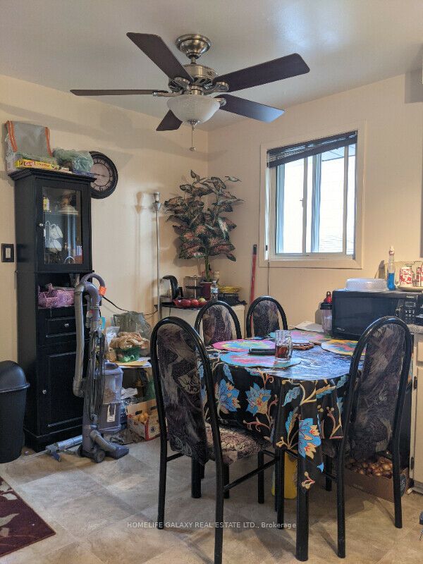 24 Pilot St Property Photo 5