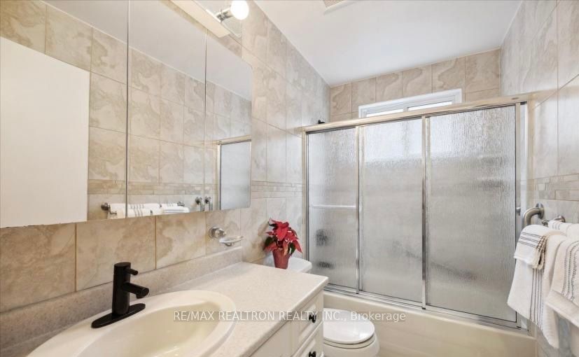 51 Griffen Dr Property Photo 8