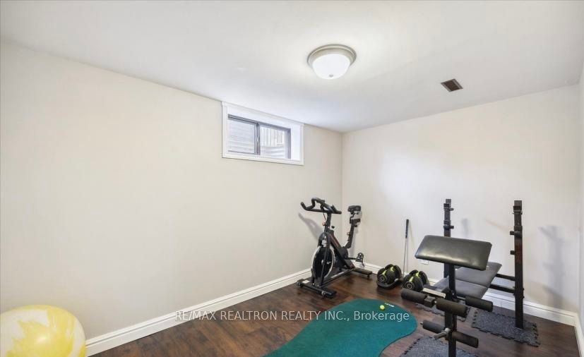 51 Griffen Dr Property Photo 14