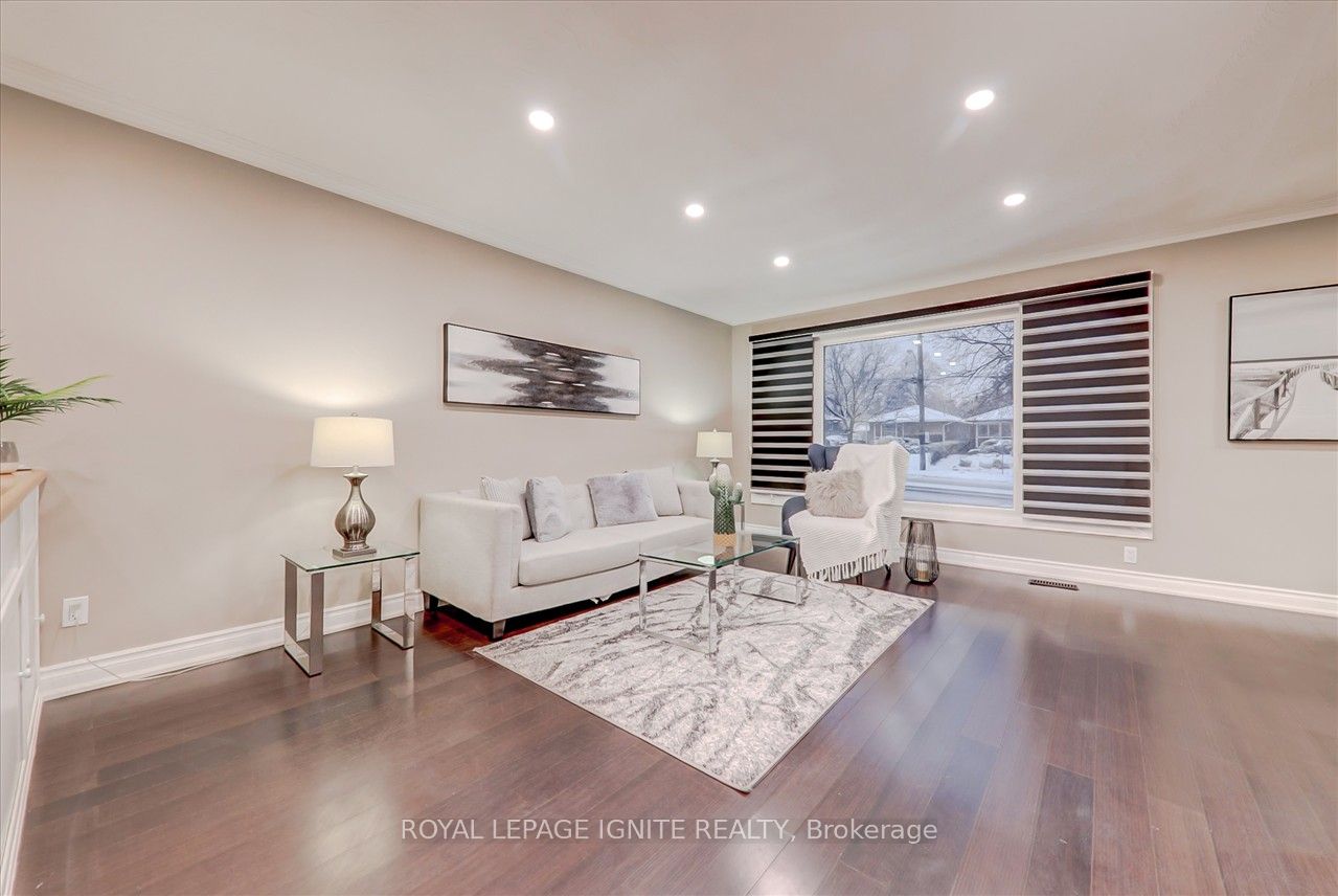 830 Scarborough Golfclub Rd Property Photo 1