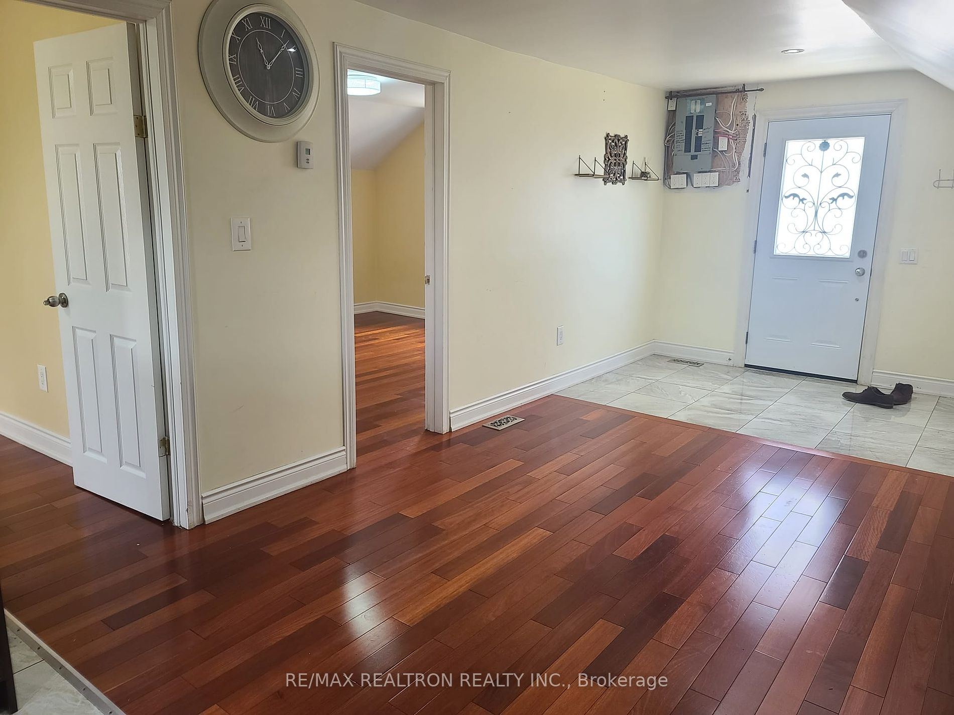 17 Royal St Property Photo 9