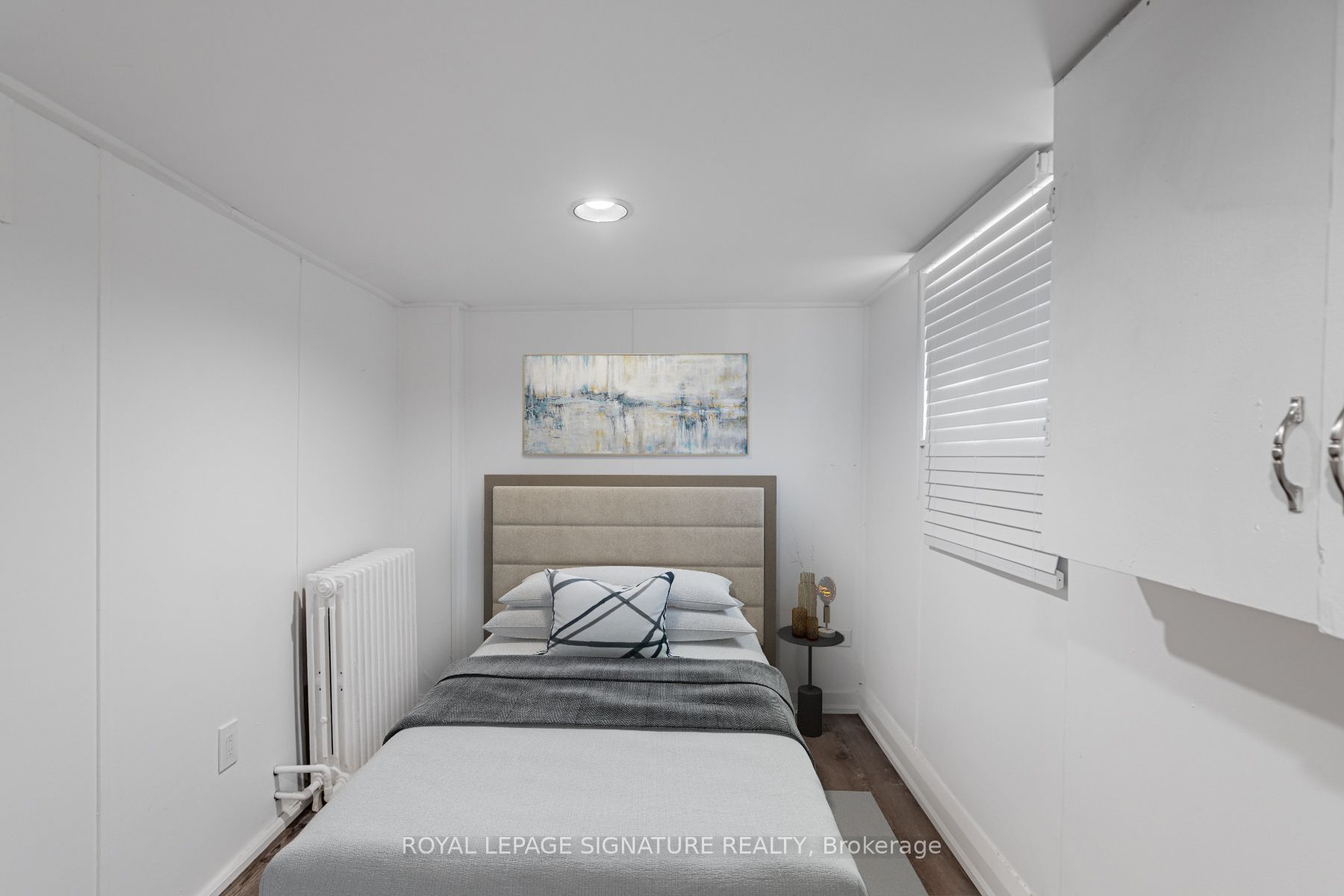 49 Stanhope Ave Property Photo 9