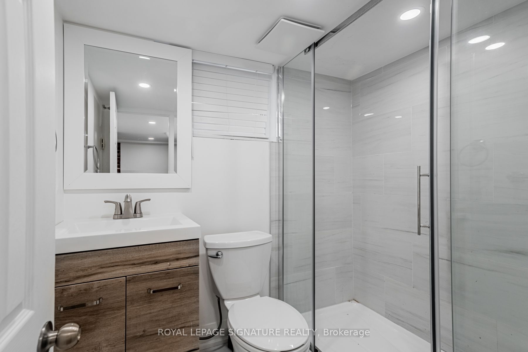 49 Stanhope Ave Property Photo 12