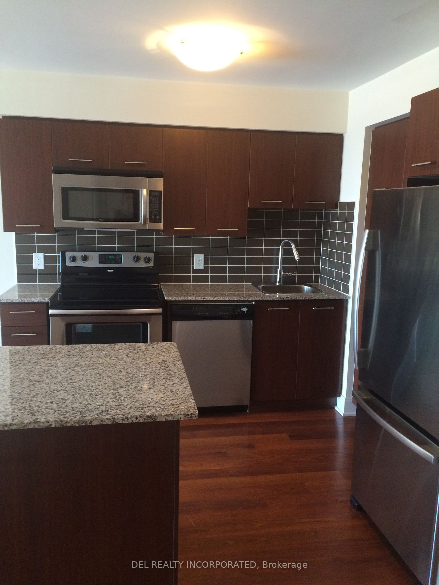 135 Village Green Sq 2016 Property Photo 1