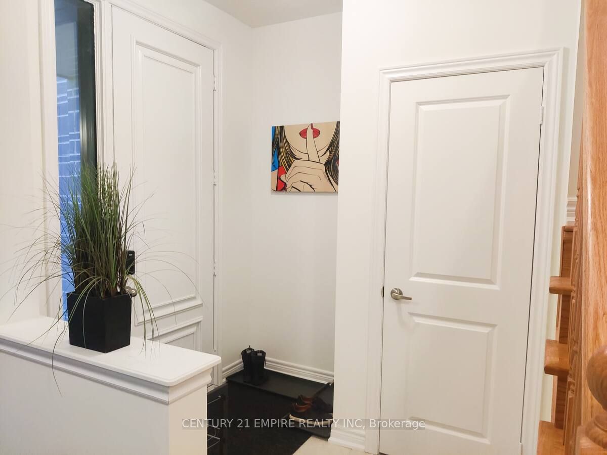 13 Steamboat Way Property Photo 8
