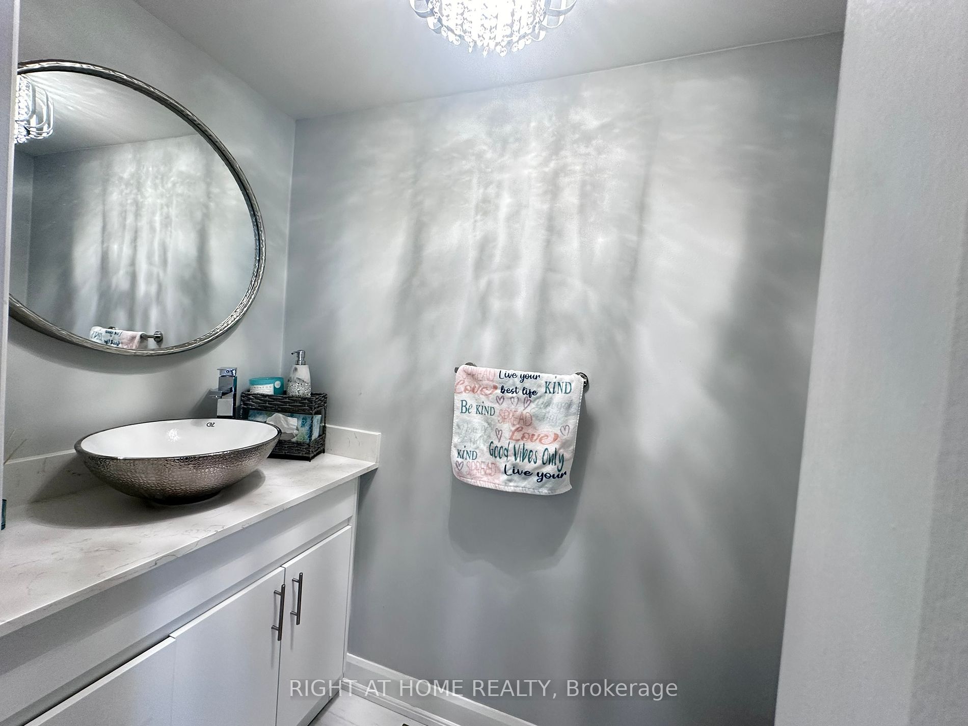 18 Howling Cres Property Photo 16