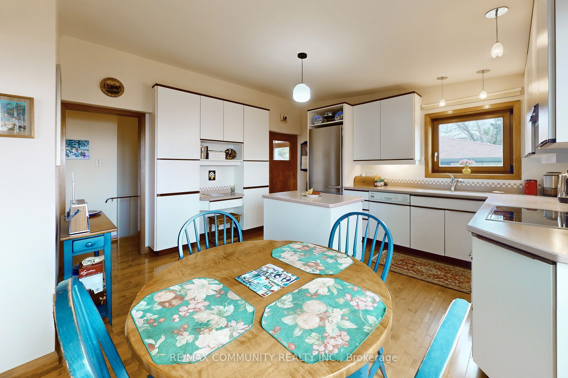59 Hill Cres Property Photo 15