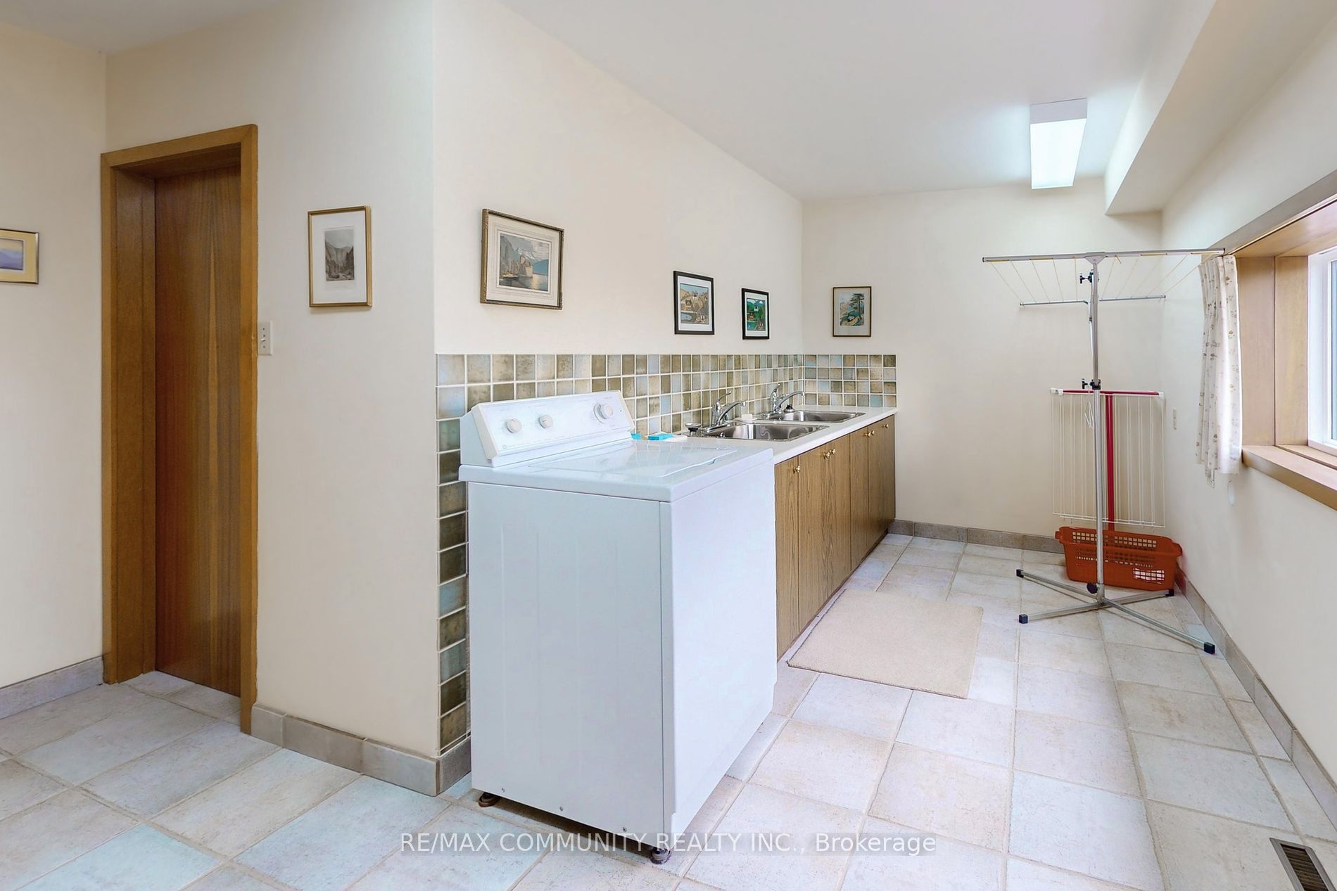 59 Hill Cres Property Photo 29