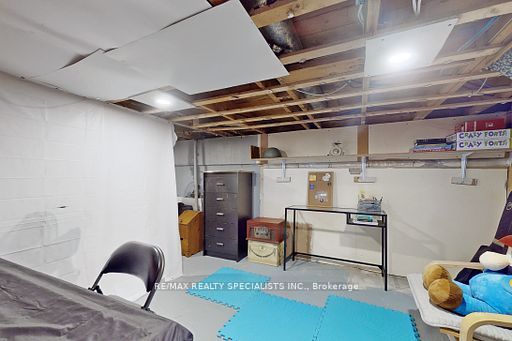 408 Century St Property Photo 38
