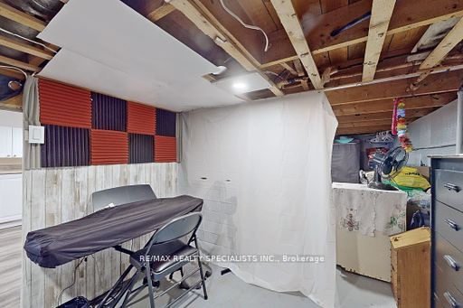408 Century St Property Photo 40